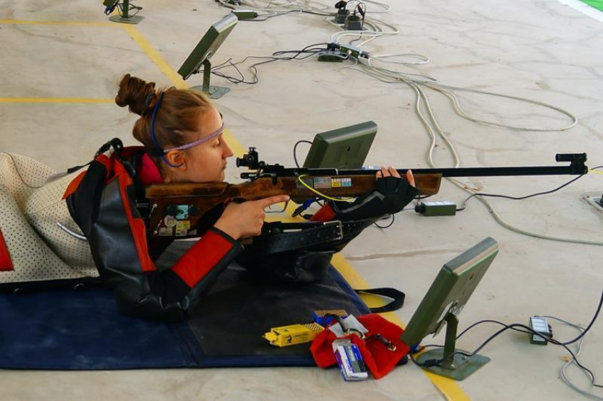 С первенства России по стрельбе воронежская спортсменка привезла две медали