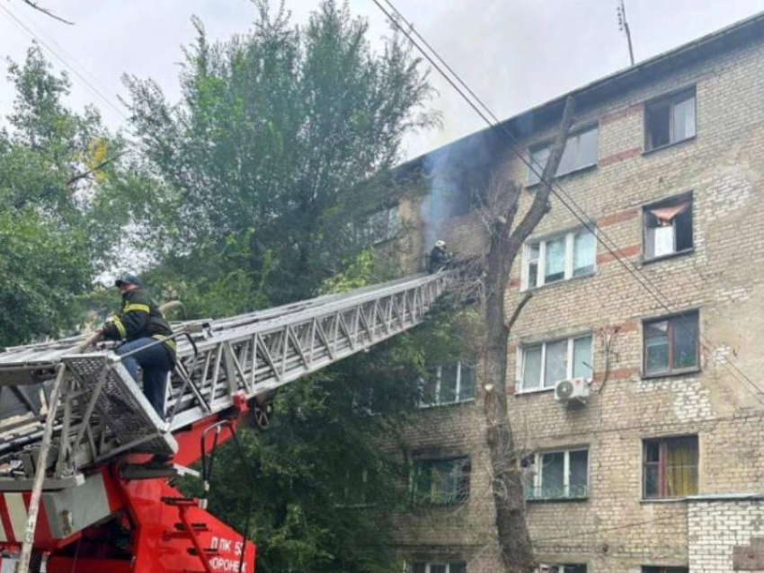 Есть погибший: стали известны подробности пожара в воронежской квартире