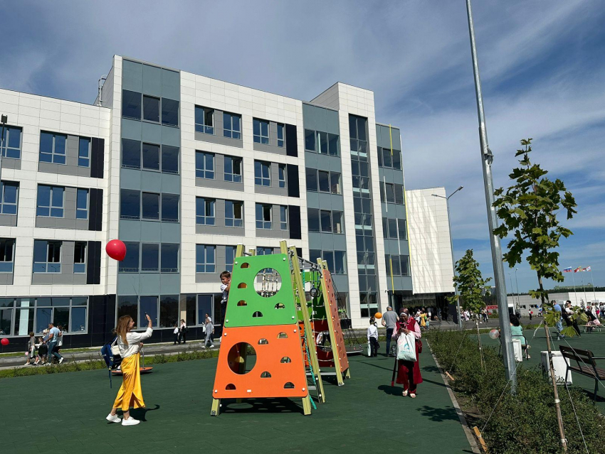 Долгожданная школа-ласточка открылась в Воронеже в микрорайоне «Ключи»