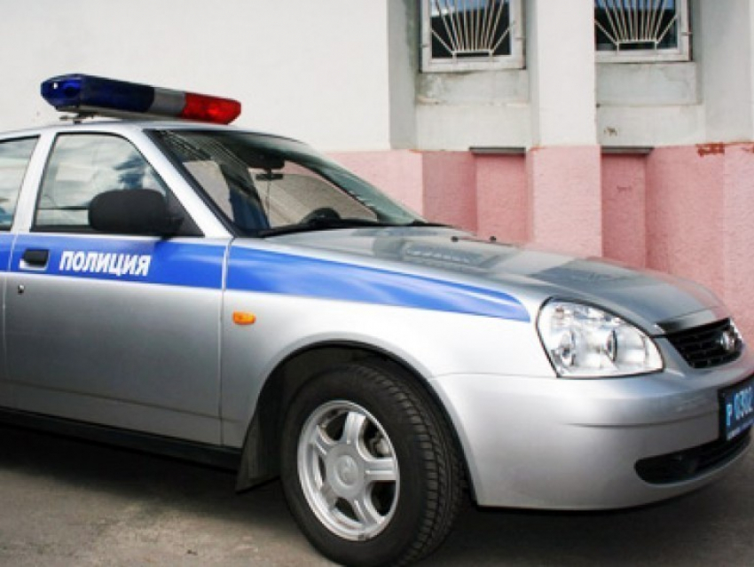 В поселке Анна молодой человек угнал автомобиль у своего приятеля