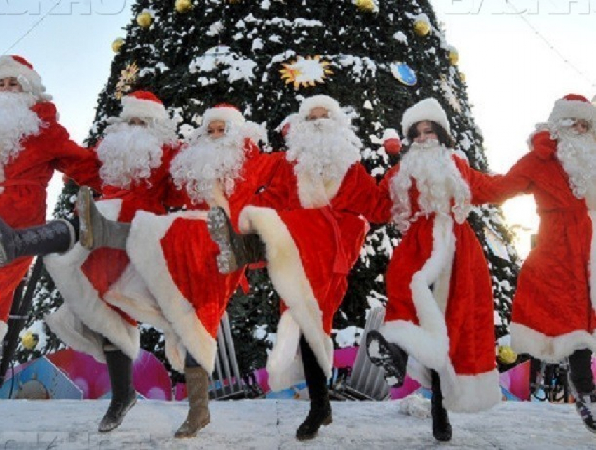 Центр Воронежа перекроют во время парада Дедов Морозов