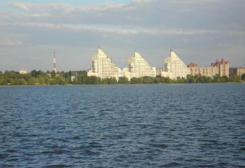 Жители Левого берега Воронежа должны нюхать зловония от очистных сооружений до 2018 года