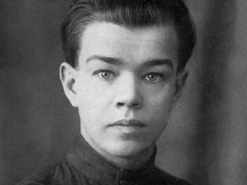 В Воронежской области отмечают 105-летие со дня рождения поэта-фронтовика Василия Кубанёва