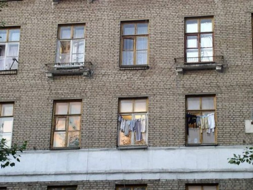 В Воронеже жильцы нескольких общежитий не могут приватизировать комнаты из-за скандала вокруг Министерства обороны