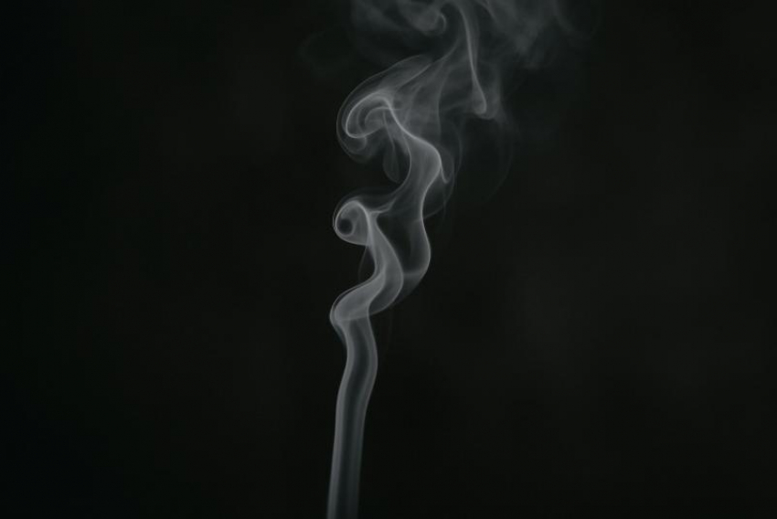 «Совершенно инородная вещь» – эксперт ВОЗ предложил полностью запретить кальяны в России