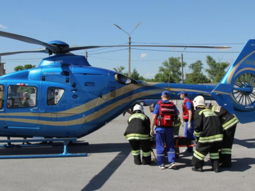 Эпичную спасательную операцию с вертолетом показали на трассе М-4 «Дон»