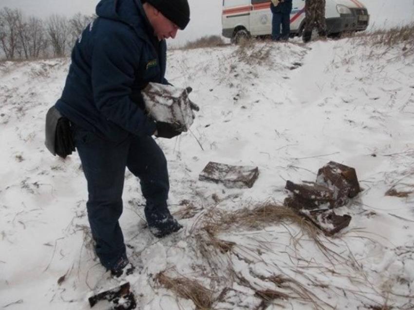 Артиллерийский снаряд нашли и взорвали под Воронежем