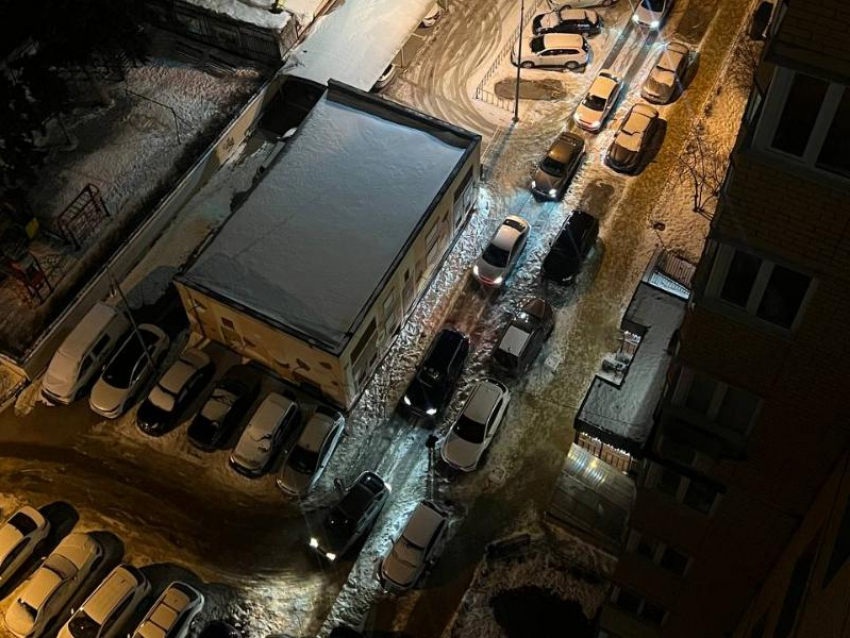 Пробку в неожиданном месте нашли в Воронеже 