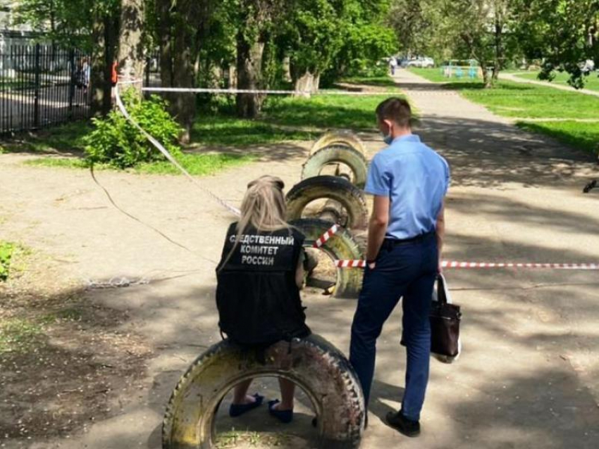 Стрельба в воронеже. Воронеж стрельба в школе. Происшествия в Воронежской школе. Школа в Воронеже перестрелка.