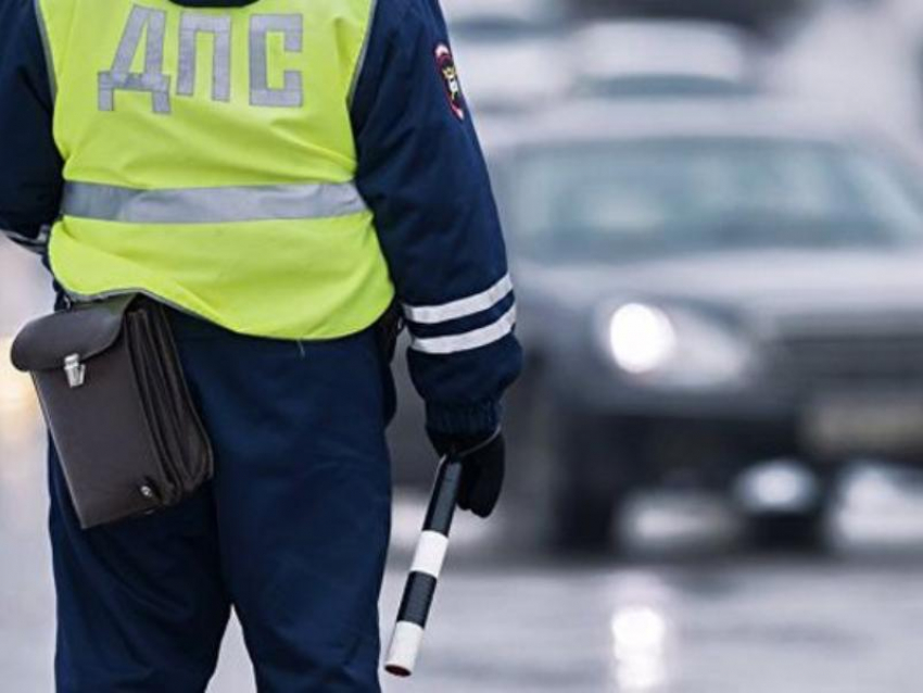 Следователи начали проверку после задержания инспектора ДПС в Воронеже