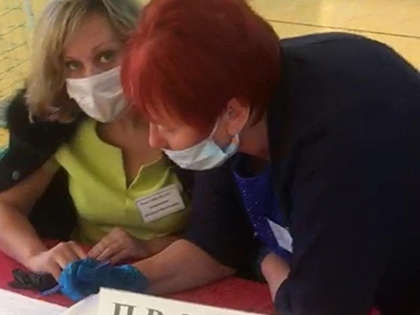 Предлагавшая деньги за вброс 50 бюллетеней председатель избиркома рассказывает, как считать и дописывать