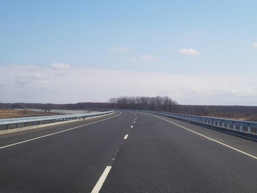 Сколько километров дорог построили по нацпроекту в Воронеже за 20 млрд рублей, рассказал губернатор 