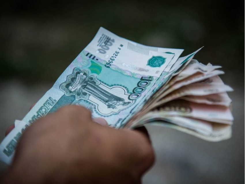Женщина из Воронежа обогатила мошенников на 600 тыс рублей 