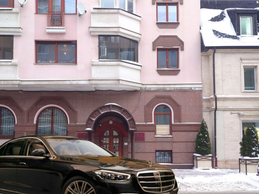 Полмиллиона рублей потратили на многократный ремонт Mercedes-Benz для воронежских чиновников