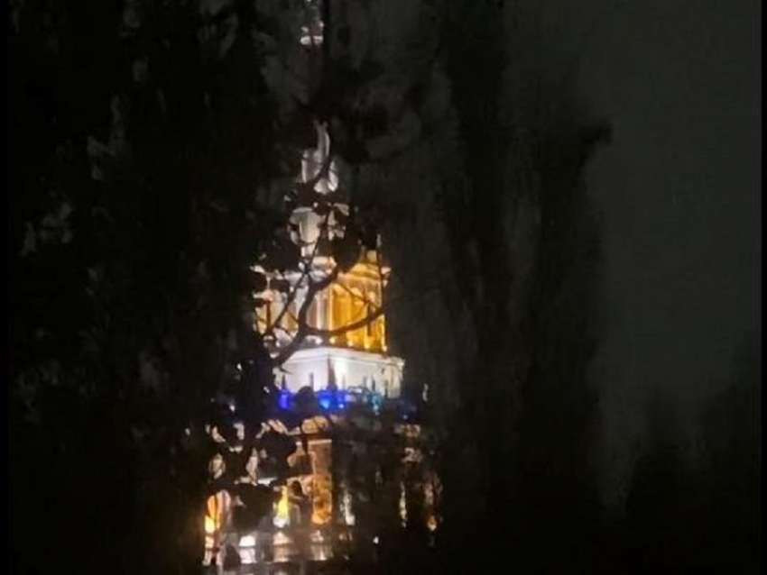 Сирены в Воронеже из-за угрозы непосредственного удара БПЛА сняли на видео