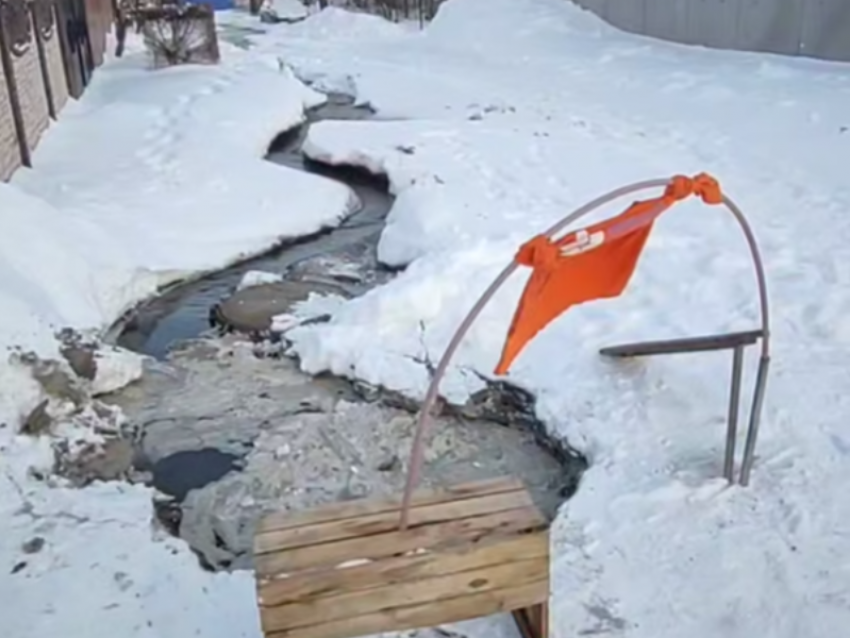 Более ста домов в Воронеже остались без воды из-за аварии на морозе