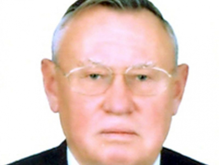 Колоритный воронежский экс-сенатор Николай Ольшанский отмечает 87-й день рождения