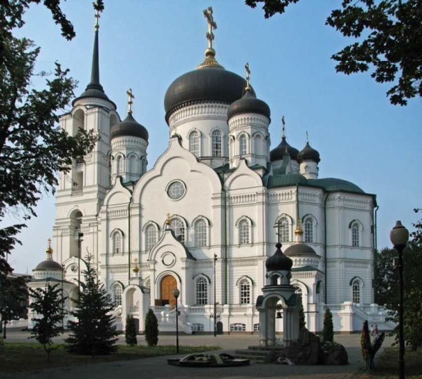 В Воронеж на рождественские праздники привезут частицы четырех особо чтимых святых