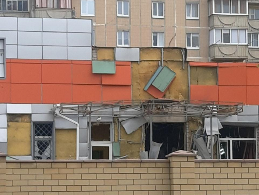 Выбило окно в здании напротив: что свидетели рассказывают о взрыве в воронежском ТЦ
