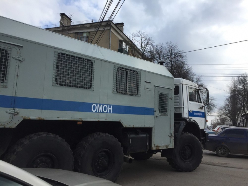 Воронежцев удивило скопление ОМОНа и СОБРа в центре города