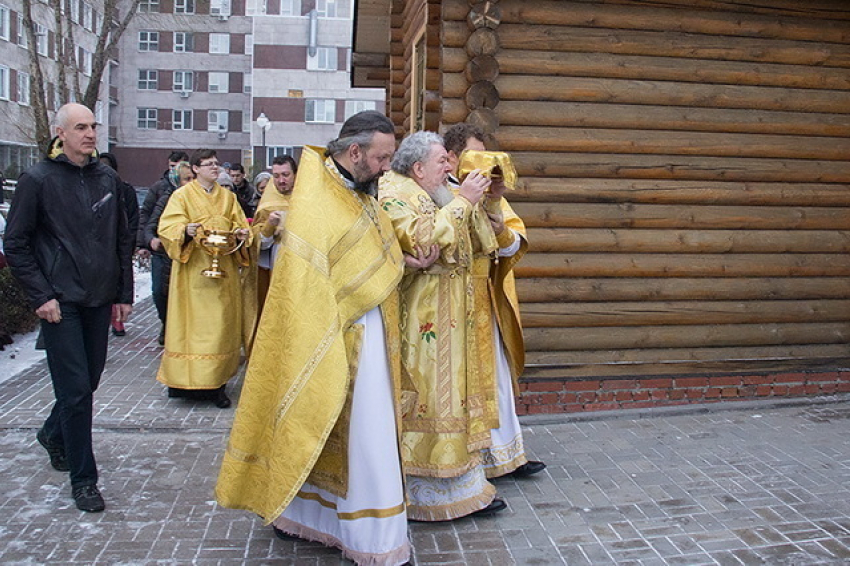 В БСМП Воронежа освящён храм в честь архипастыря и хирурга