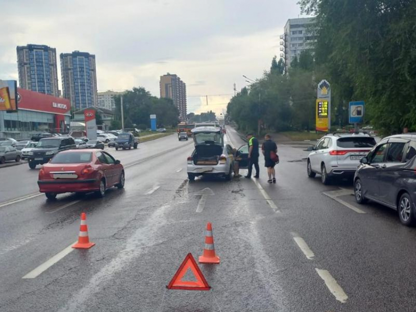 Автомобилист насмерть сбил пенсионерку в Воронеже