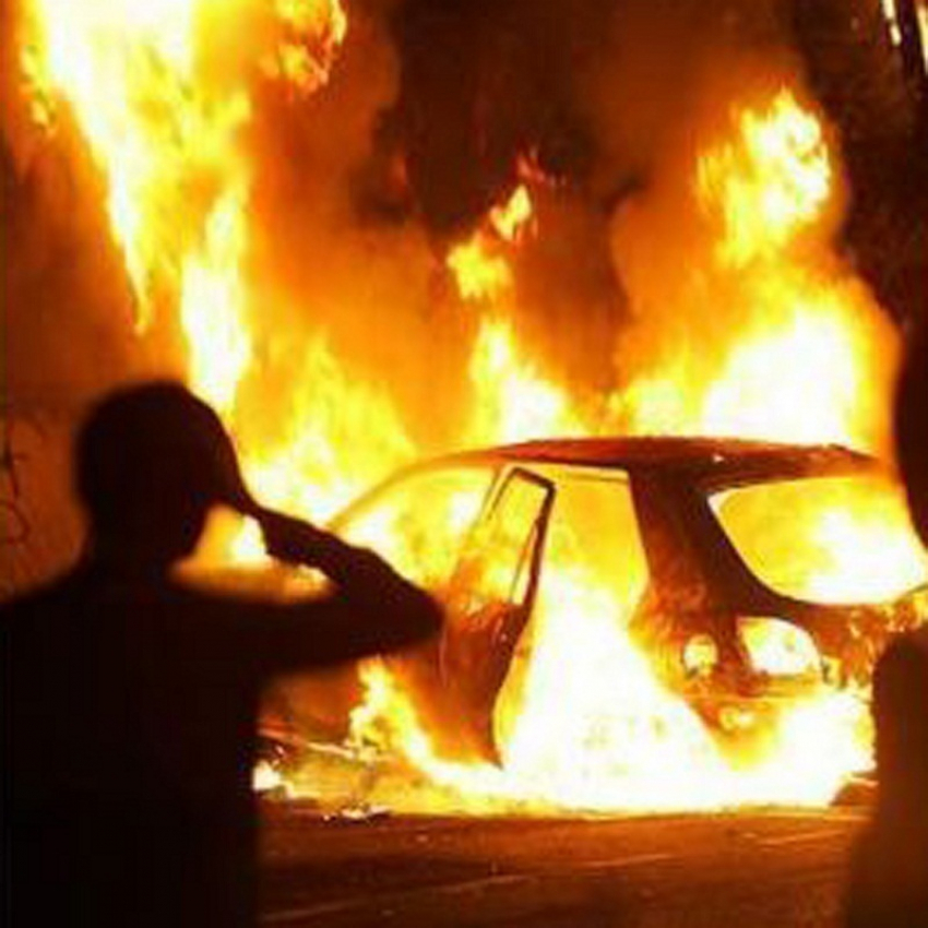 Отверженный девушкой воронежец сжег ее автомобиль 