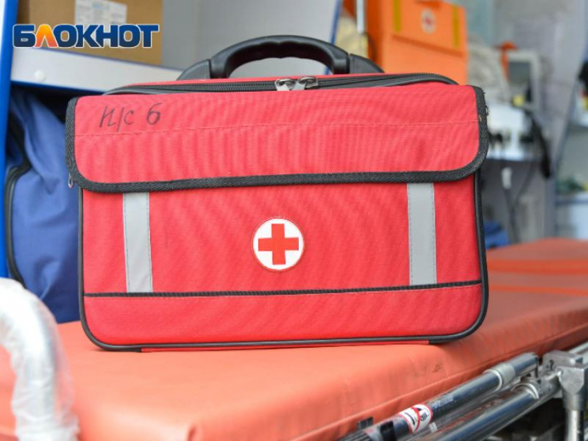  Зверски избитого воронежца нашли под окнами дома 