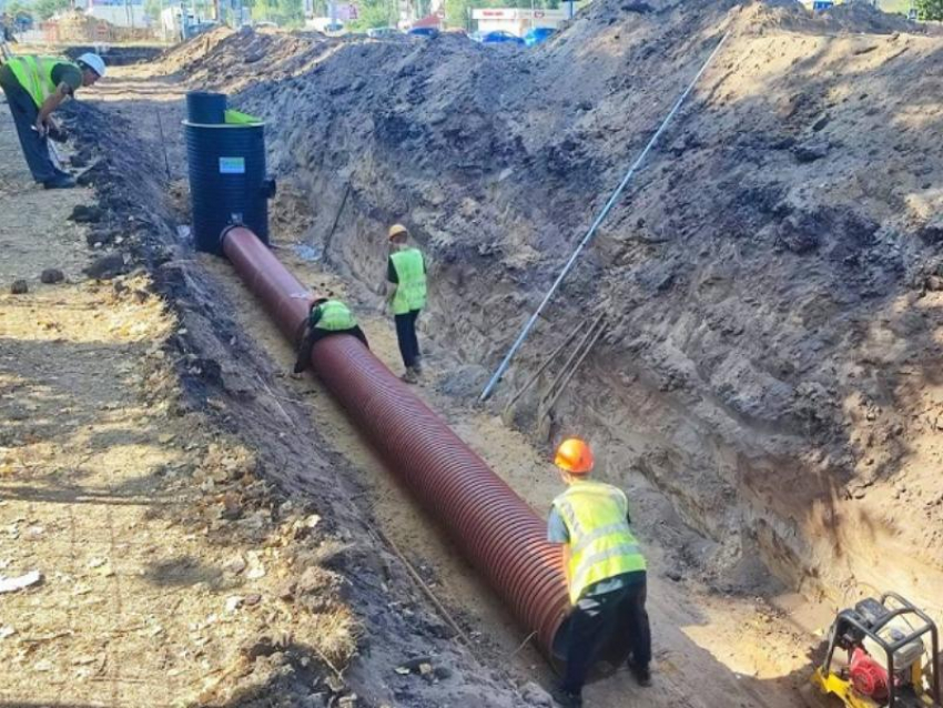 Школа, детсад и другие соцобъекты останутся без воды из-за строительства Остужевской развязки в Воронеже 