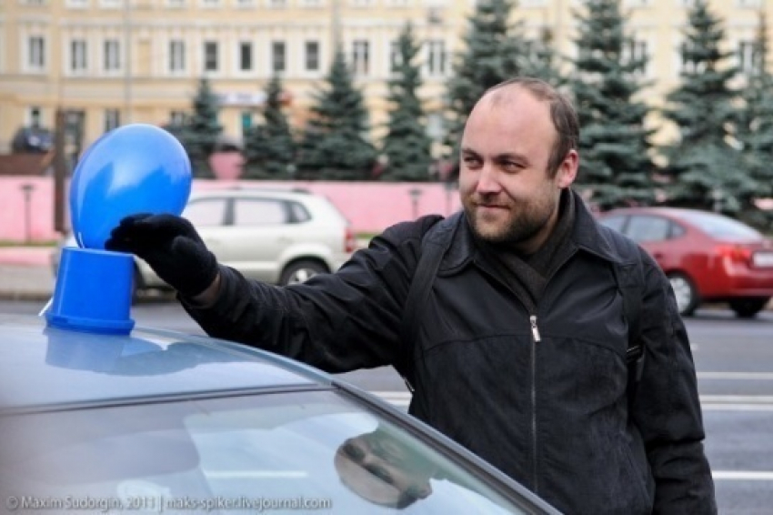 Совещание Дмитрия Рогозина в Воронеже прокомментировал лидер «Синих ведерок»