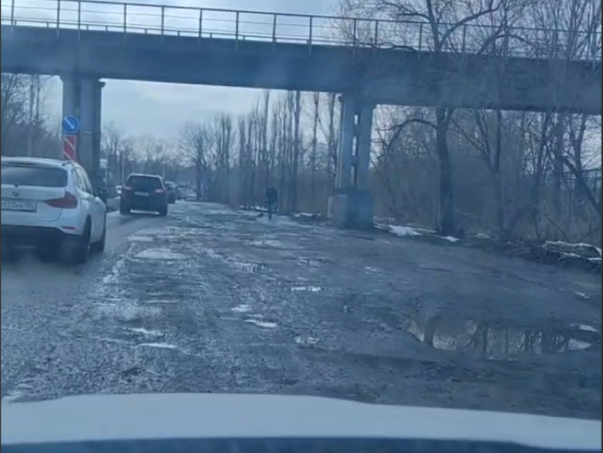 Настоящий ад для автомобилистов нашли в Воронеже 