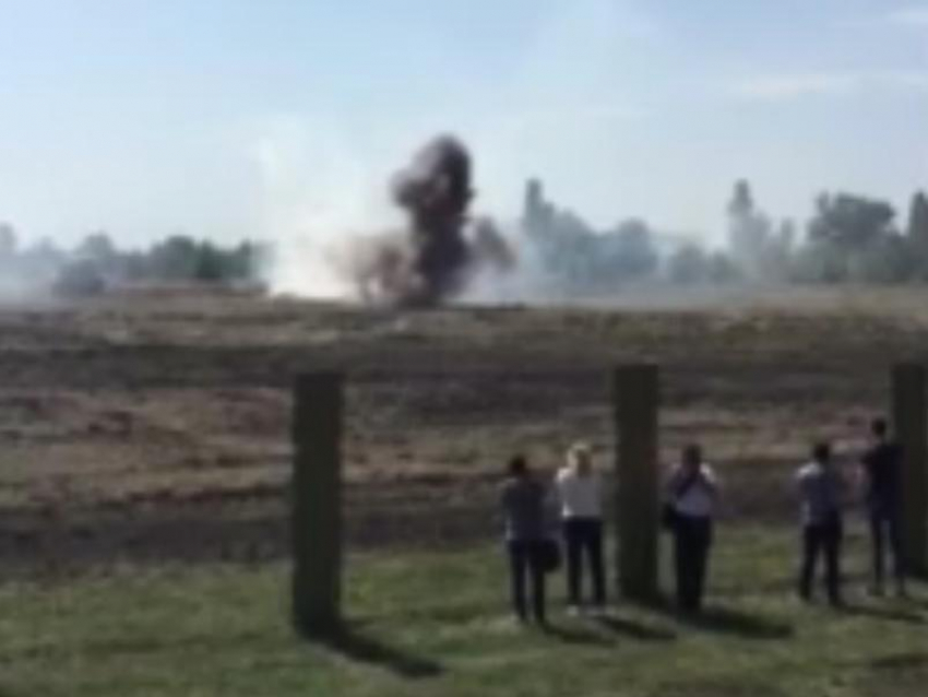 Эпичный подрыв мин сняли на аэродроме в Воронеже