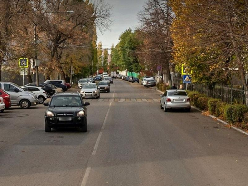 Улицу в Советском районе Воронежа перекроют и запретят парковаться на ней