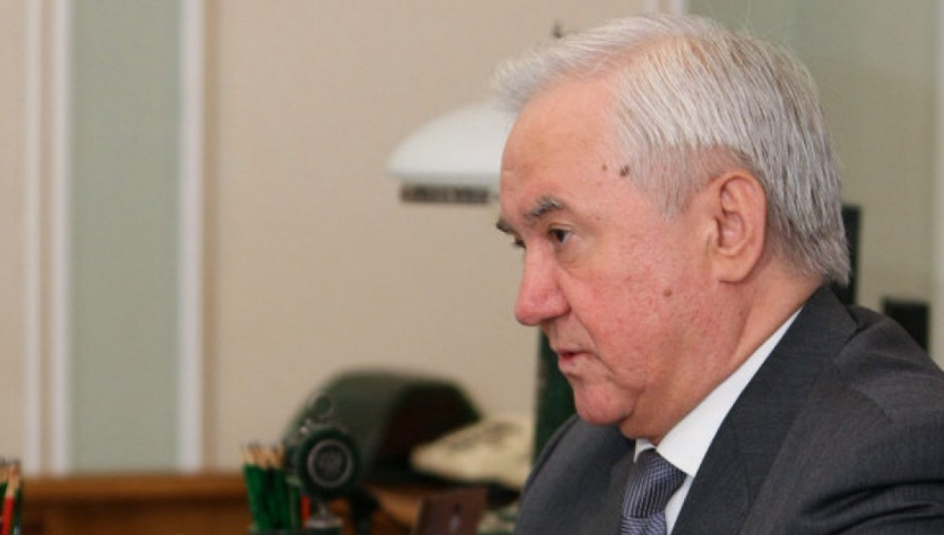 Экс-губернатор Владимир Кулаков, опасаясь уголовного преследования, уехал заграницу?