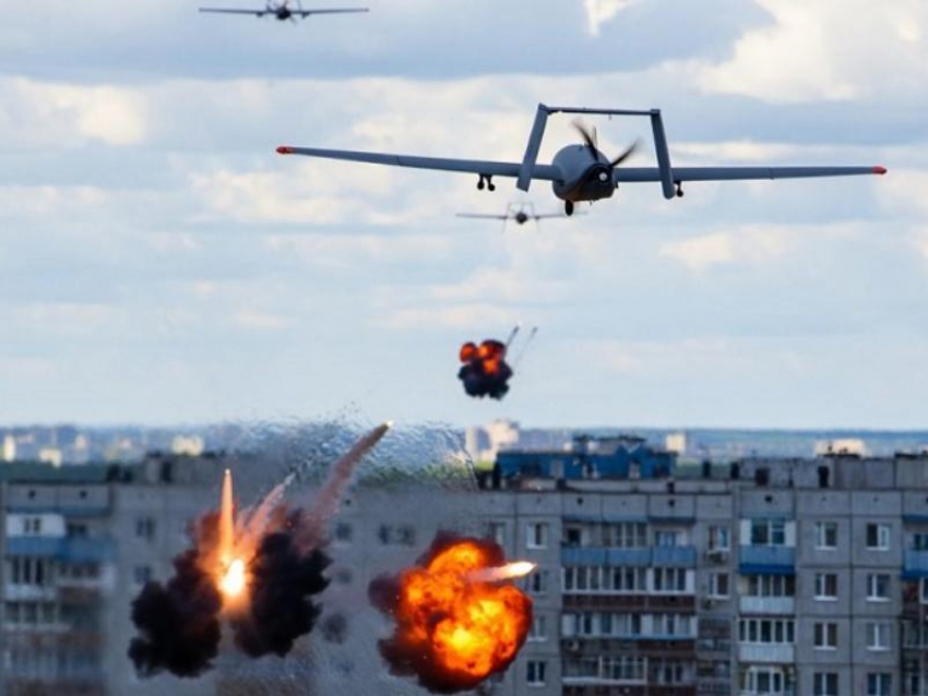 Дроны ВСУ могут пересечь границу Воронежской области: Александр Гусев обратился к гражданам