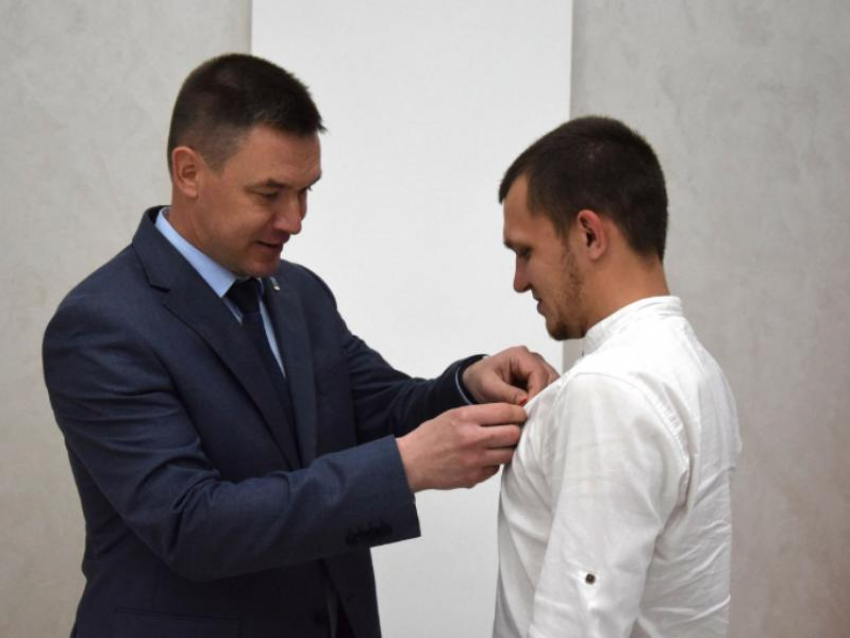 Ефрейтора из Воронежской области наградили медалью Жукова
