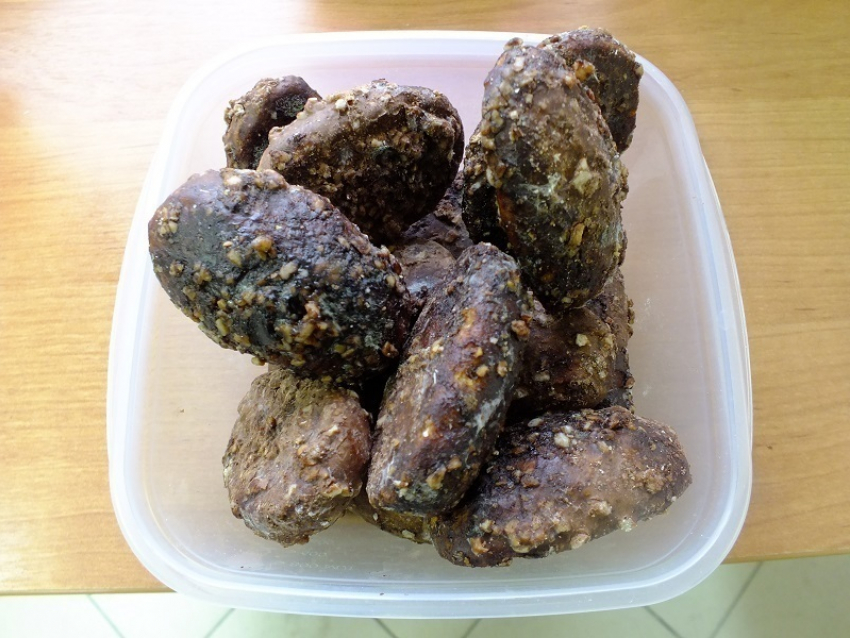 В Воронежском магазине «Пятью пять» продавались пряники с плесенью