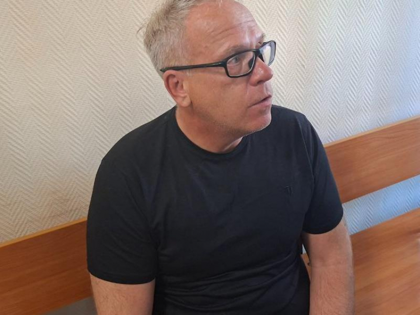 Подозреваемого в мошенничестве экс-министра отправили в СИЗО в Воронеже 