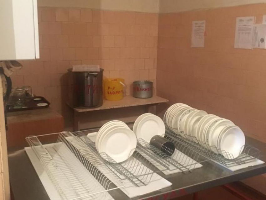 Суд закрыл часть школьного пищеблока в Воронеже