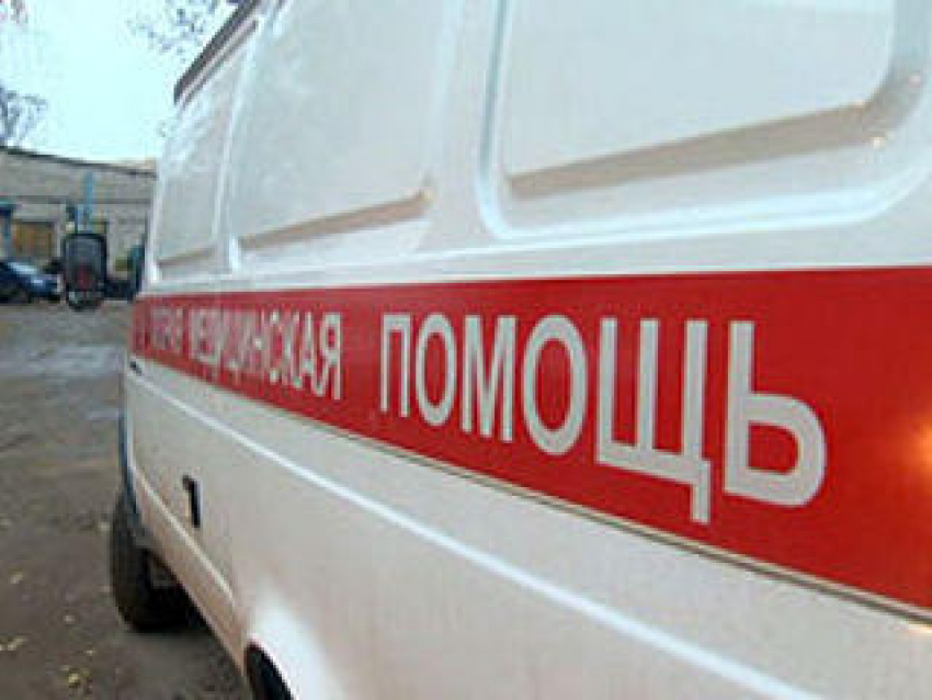 В воронежском дворе автоледи на иномарке сбила пенсионерку