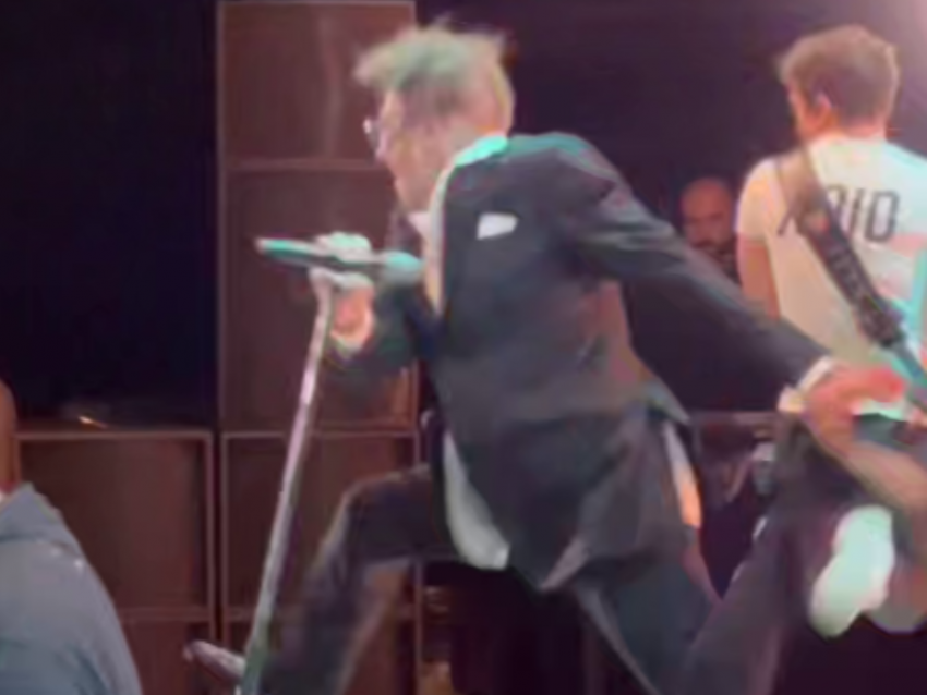 Мегапрыжок: Григорий Лепс устроил танцевальный разнос на концерте в Воронеже