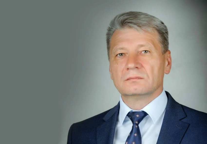 Министр безопасности Воронежской области Игорь Попов отмечает 60-летний юбилей