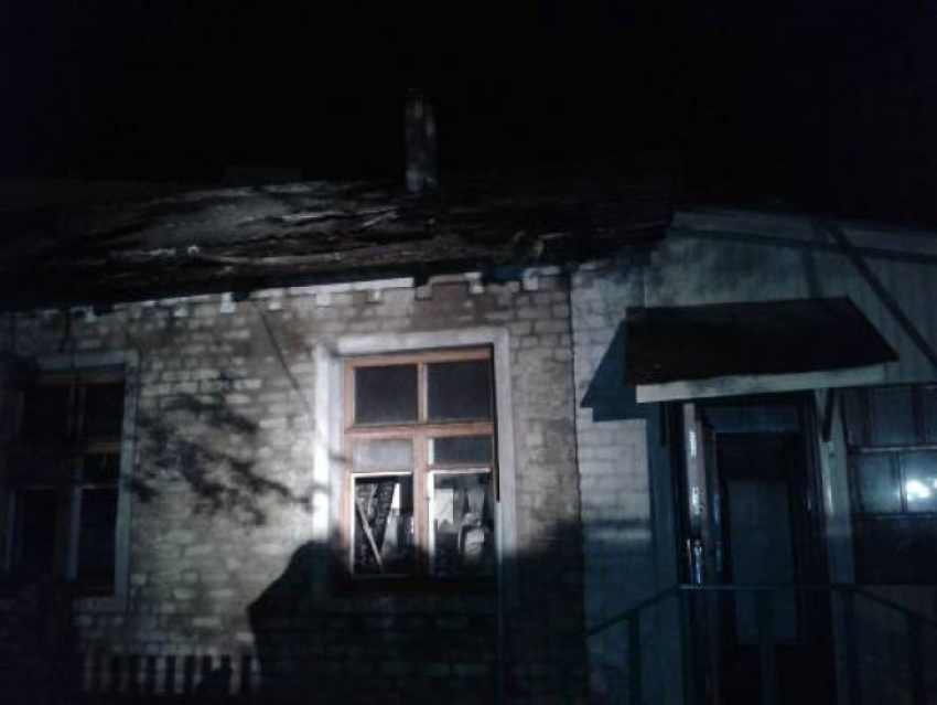 В Воронеже на пожаре пострадали пожилой мужчина и 96-летняя пенсионерка