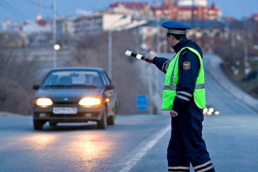 В ночь с 30 июня на 1 июля ДПС будет останавливать всех водителей в Воронеже