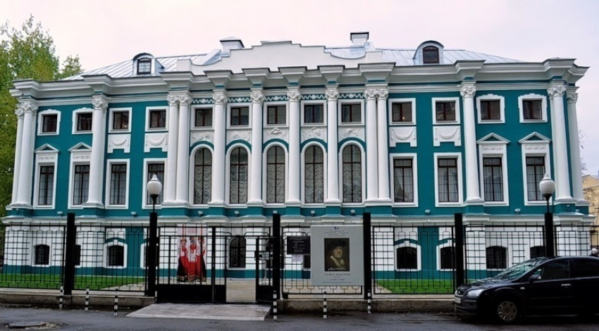 В Воронежском музее имени Крамского покажут образцы православного зодчества