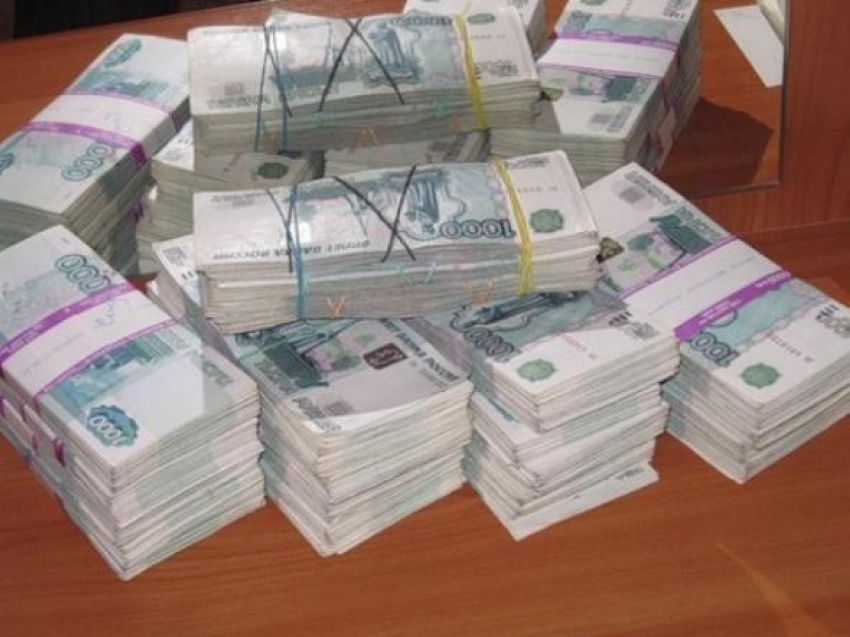 Воронежского бизнесмена будут судить за взятку и организацию казино 