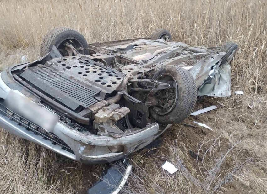 Страшное смертельное ДТП с “перевертышем” случилось в Воронежской области