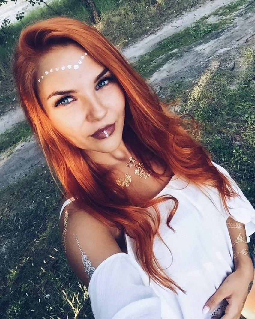 Необычная красота рыжей девушки из Воронежа восхитила пользователей Сети