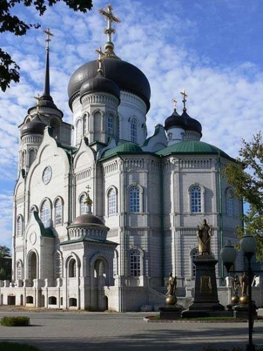 В Воронежском Благовещенском соборе приступают к росписи стен и купола
