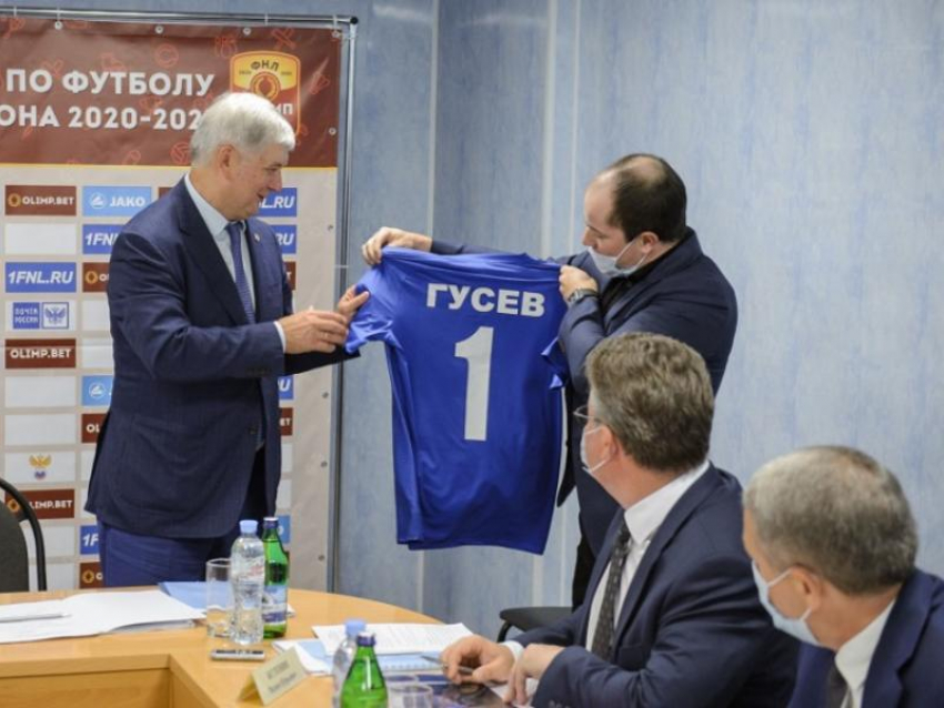 Стало известно, при каком условии уволят всё руководство воронежского «Факела»